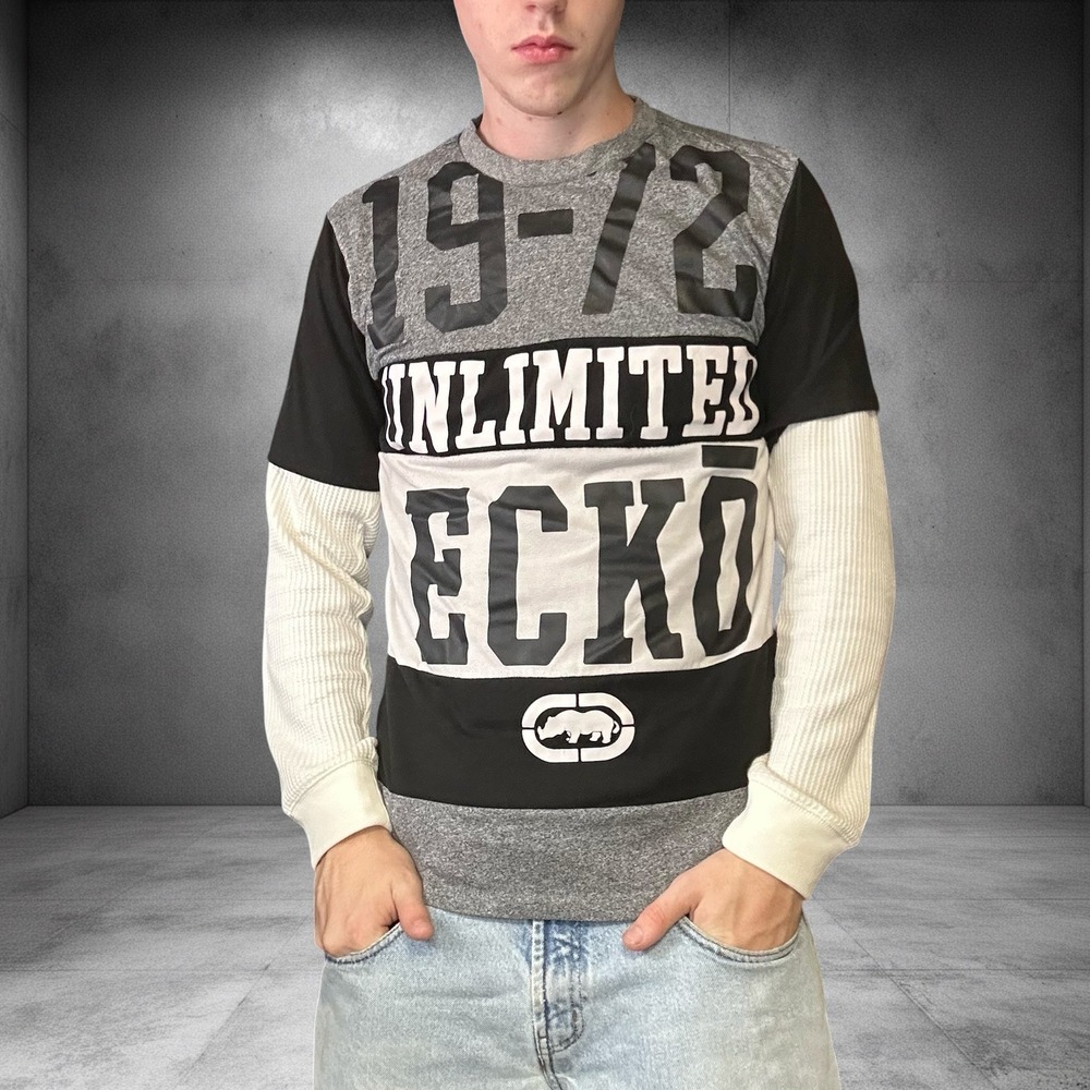 Vintage Ecko Unltd Y2K Streetwear Graphic T-Shirt Grey Black White Boxy Fit